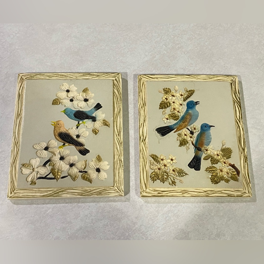 Pair of two vintage Devonware Chalkware wall hangings birds